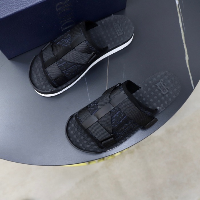 Dior Alpha Slippers Size 39-45  2-Color
