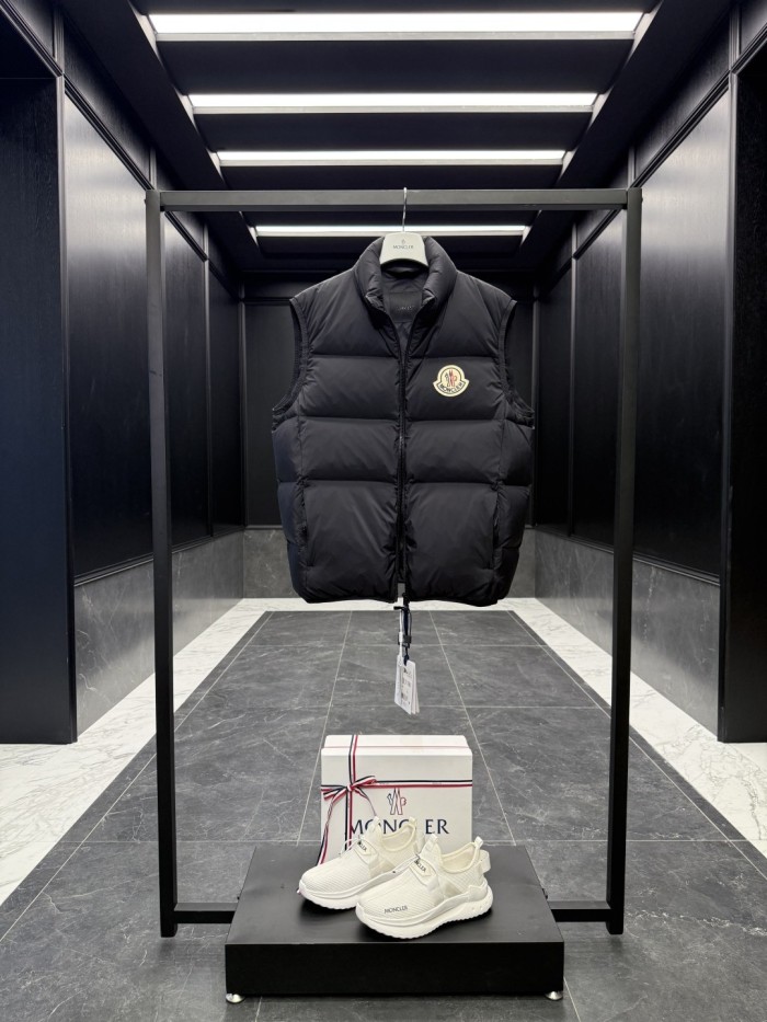 Moncler Unisex Vest Size S-3XL