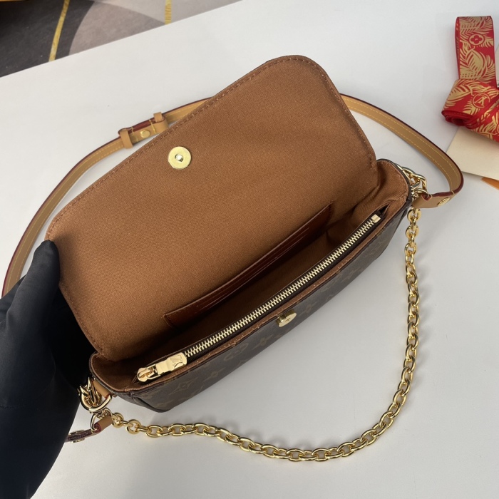 Louis Vuitton M81911 Wallet on Chain Ivy Women Bags Size 23.5*12*4cm