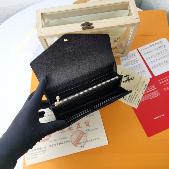 Louis Vuitton Wallet 19*10*2 cm