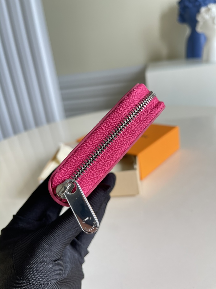 Louis Vuitton Wallet 11*8.5*2 cm