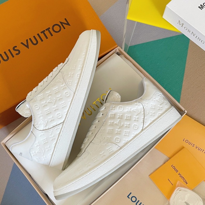 Louis Vuitton Rivoli Sneaker Size 39-45 2-Color