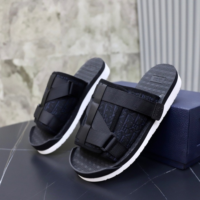 Dior Alpha Slippers Size 39-45  2-Color