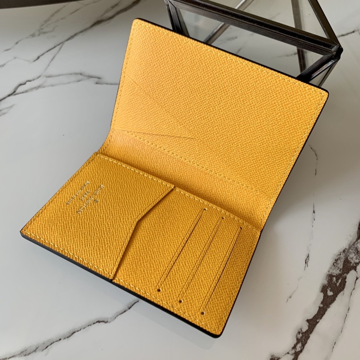 Louis Vuitton Wallet 8*11 cm