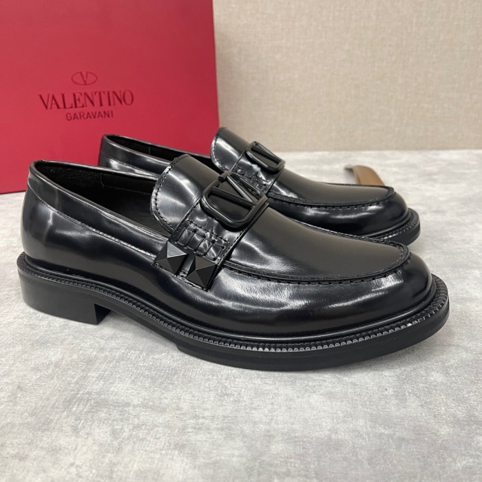 Valentino Volgo Chain Loafer Size 39-45   9-Color