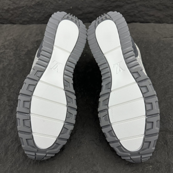 Louis Vuitton Run Away Sneaker For Men Size 39-46