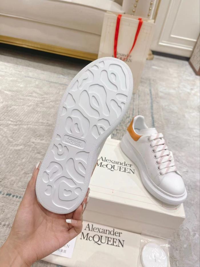 Alexander McQueen OVERSIZED Sneaker Size 36-45