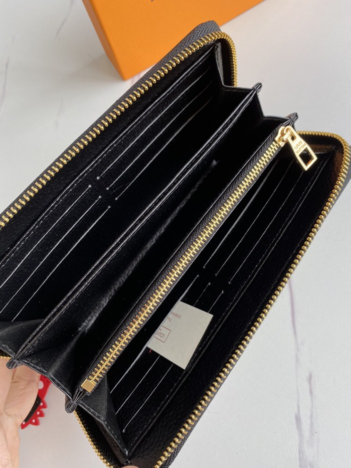 Louis Vuitton Wallet 19*10 cm