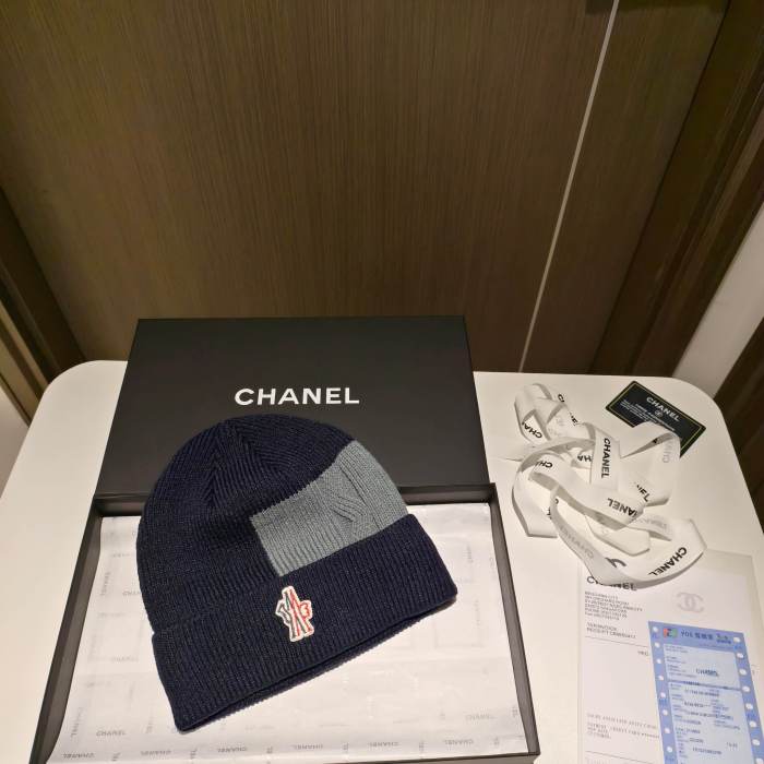 Moncler Knitted Hat