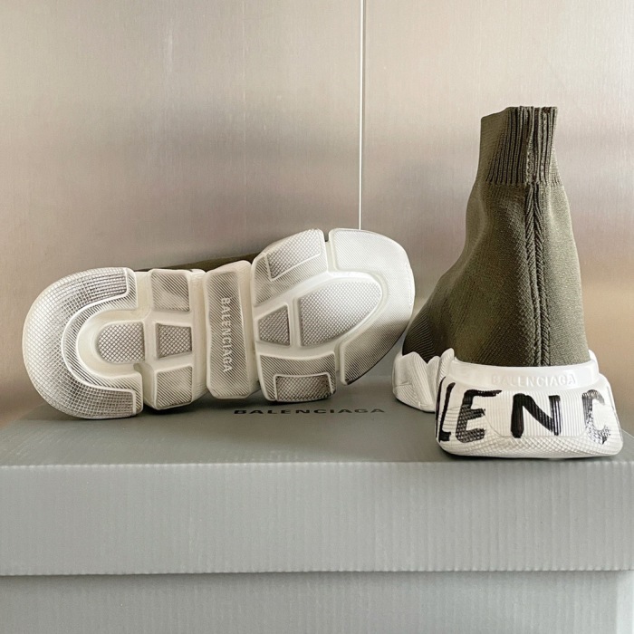 Balenciaga Speed 2.0 Graffiti Sneaker Size 35-45  5-Color