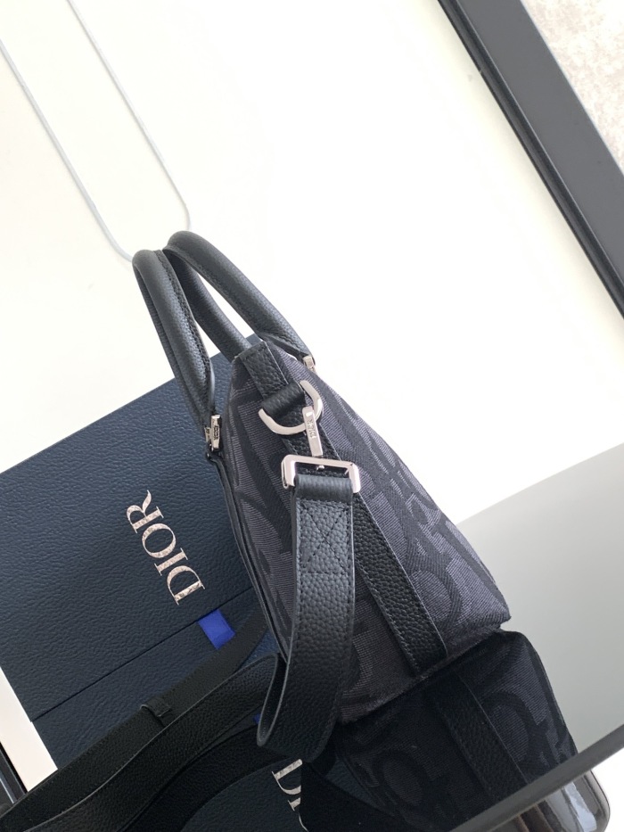 Dior Weekender 25 Men Shoulder Bags Size 32*18.5*12cm