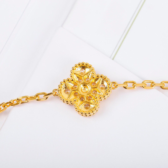 Van Cleef & Arpels Bracelet 4-Color