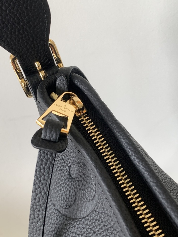 Louis Vuitton M46288 CarryAll Women Bags Size 29*24*12cm