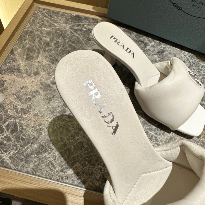 Prada Soft Padded Pumps  Size 35-41 7-Color