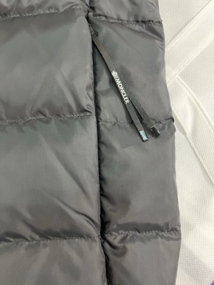 Moncler Valmasque Men Winter Vest Size 1-5