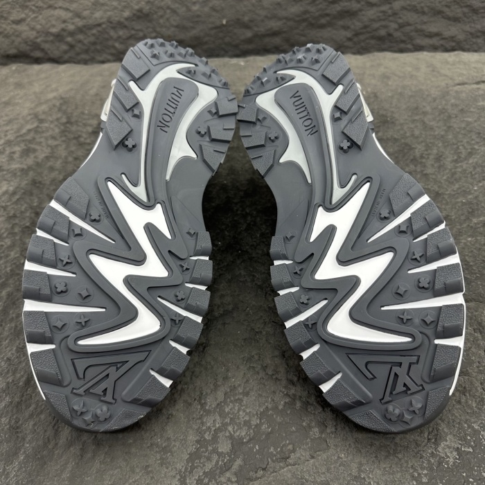 Louis Vuitton LV Runner Tatic Sneaker Size 38-46