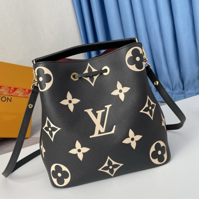 Louis Vuitton M45497 NoéNoé MM Shoulder Bag Size 26*26*17.5cm