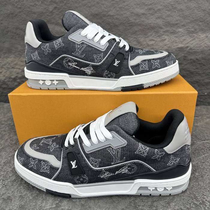 Louis Vuitton LV 1AIOIZ LV CLASSIC Sneaker Size 36-46