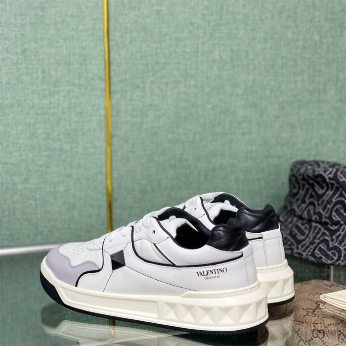 Valentino One Stud Low-Top Sneaker Size 36-45   10-Color