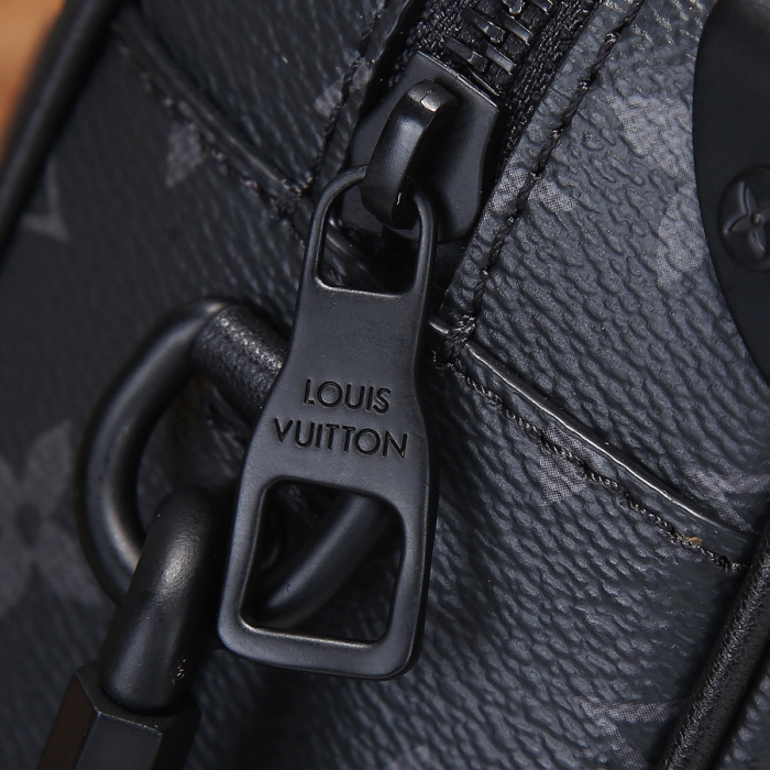 Louis Vuitton M44735 Soft Trunk Men Bags Size 18.5*13*8cm