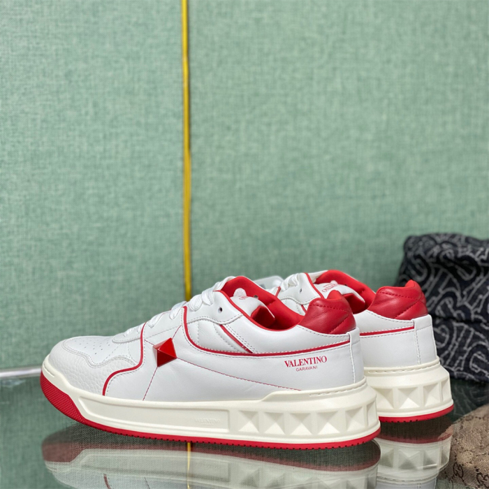 Valentino One Stud Low-Top Sneaker Size 36-45   10-Color