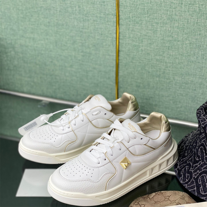 Valentino One Stud Low-Top Sneaker Size 36-45   10-Color