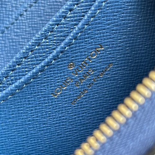 Louis Vuitton Wallet 11*8.5*2 cm
