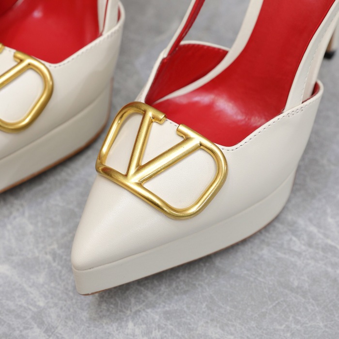 Valentino Vlogo Signature Calfskin Slingback Pumps Size 35-41 4-Color