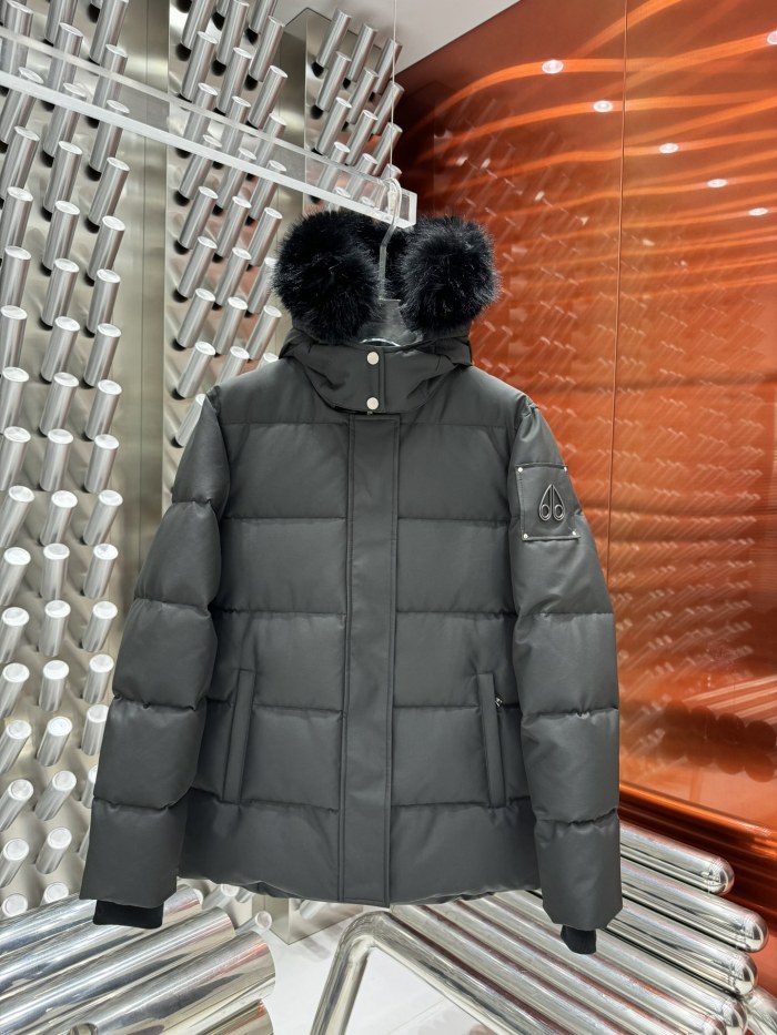 Moose Knuckles 11 Women Winter Jacket Size S-XL