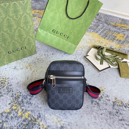 Gucci GG Supreme Black Messenger Bags for Men Size 18*14.5*6cm