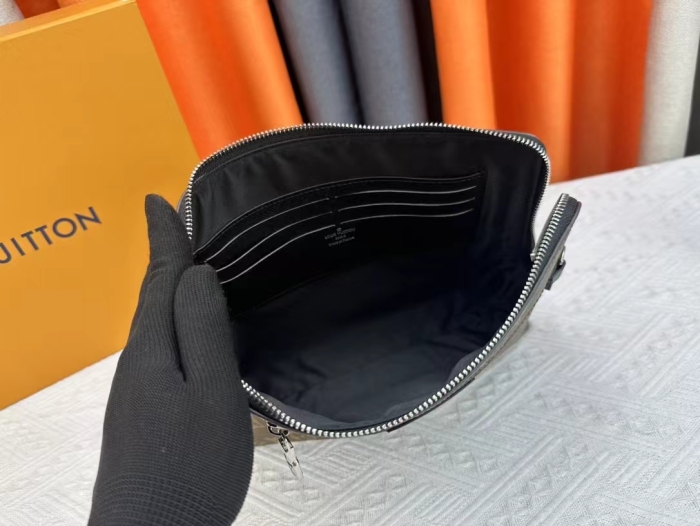 Louis Vuitton New Pouch Damier Graphite  Clutch Bags Size 21*27*5cm