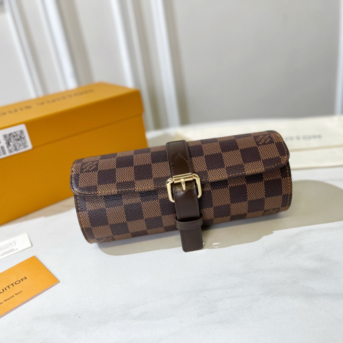 Louis Vuitton Uhrenbox