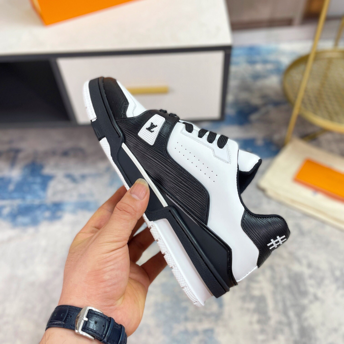 Louis Vuitton LV Trainer #54 Signature Sneaker Size 39-45   4-Color