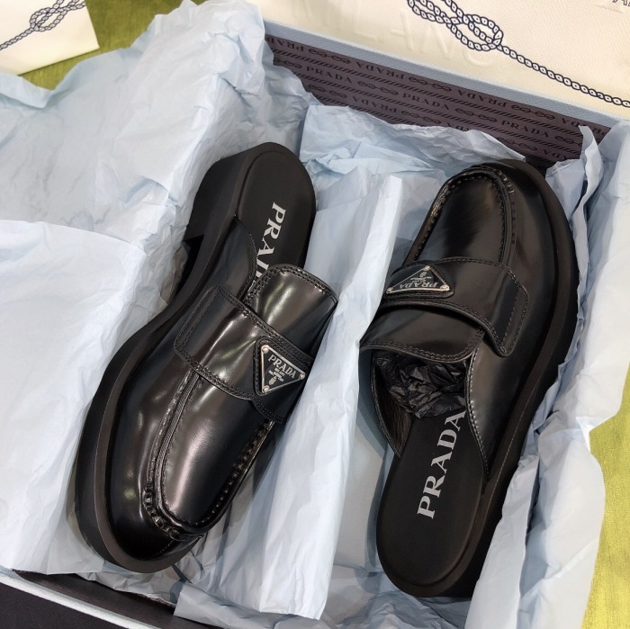 Prada Brushed Leather Mules Sneaker Size 35-40   2-Color