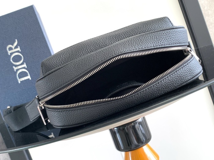 Dior Rider 2.0 Men Shoulder Bags Size 23*17*7.5cm