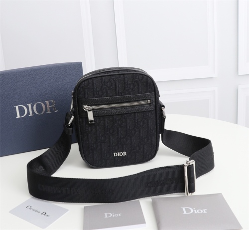 Dior Mens Shoulder Bags 18*14.5*6cm