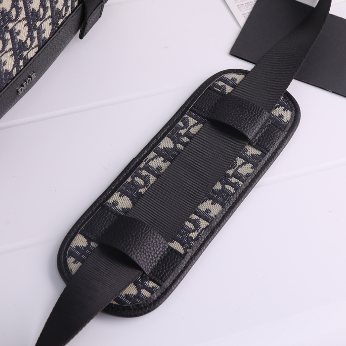Dior Explorer Messenger Bags for Men Size 31*21*8cm