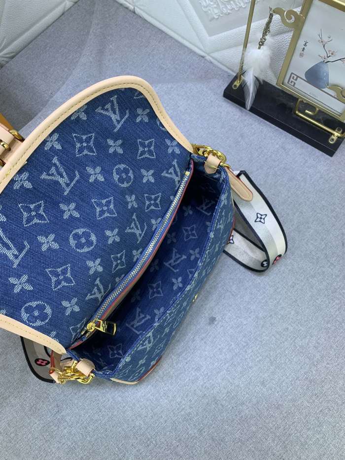 Louis Vuitton M45985 Diane Denim Cowboy Shoulder Bags Size 25*9*15cm