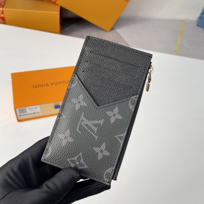 Louis Vuitton M64038 Card Holder Size 14*8cm