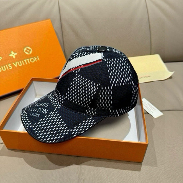 Louis Vuitton Baseball Cap 2-Color