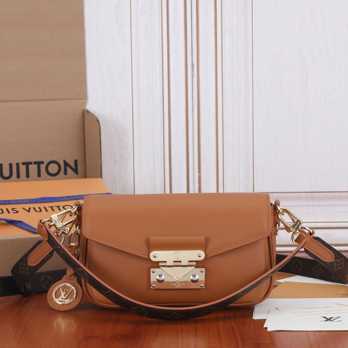 Louis Vuitton M20396 2022SS Women Shoulder Bags 24*15*6cm