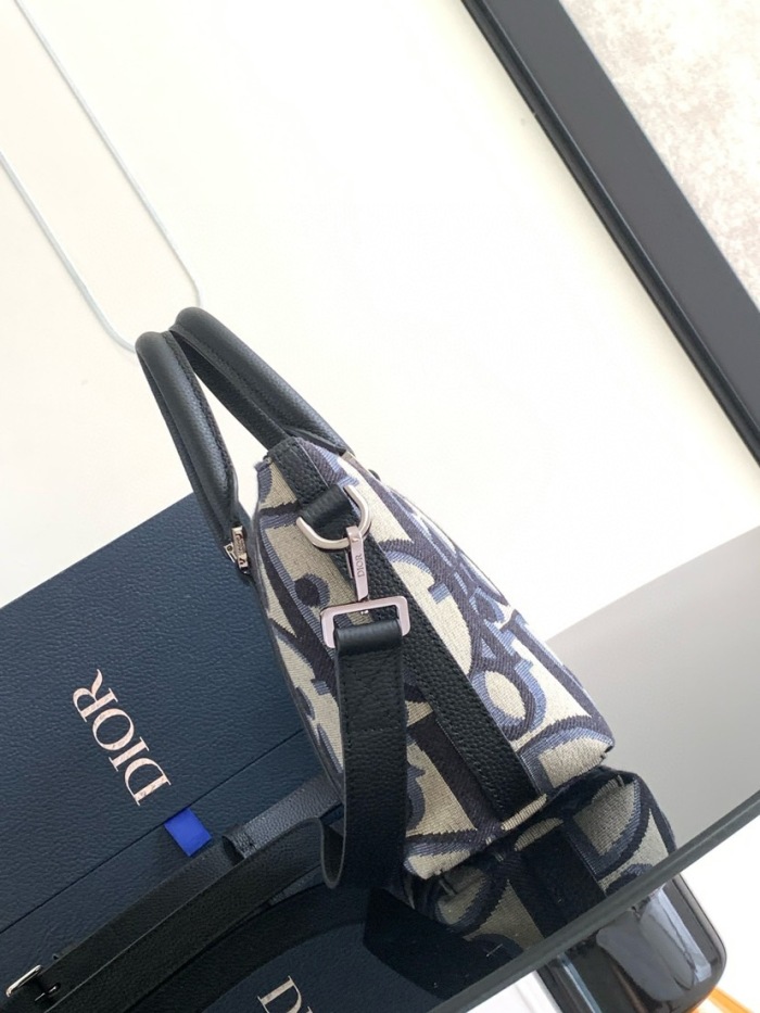 Dior Weekender 25 Men Shoulder Bags Size 32*18.5*12cm
