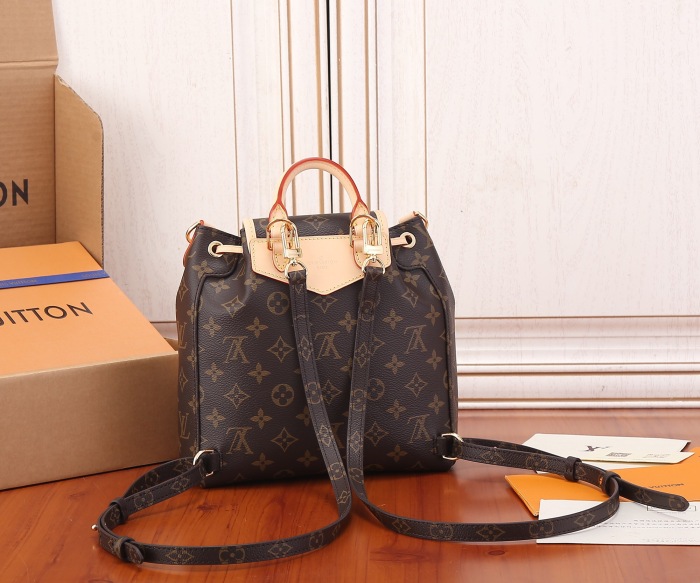 Louis Vuitton Excursion PM Backpack Bags 21*23*10cm