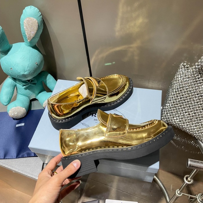 Prada Metallic Leather Loafers Sneaker Size 35-40   3-Color
