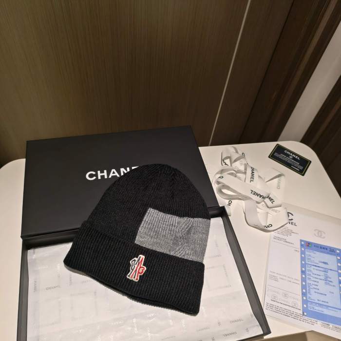 Moncler Knitted Hat