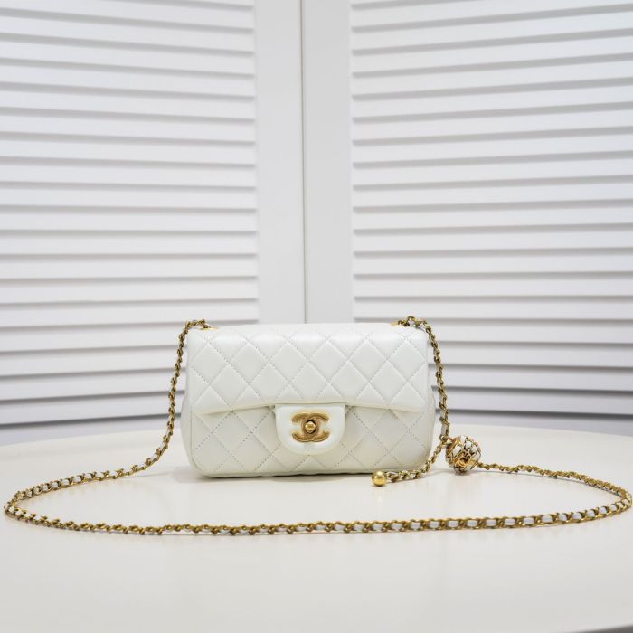 Chanel Chain Shoulder Bags Handbags Size 20*13*7cm 3-Color