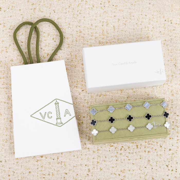 Van Cleef & Arpels Bracelet 3-Color