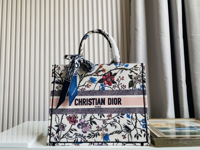 Dior Tote Women Handbags Bags 2-Size