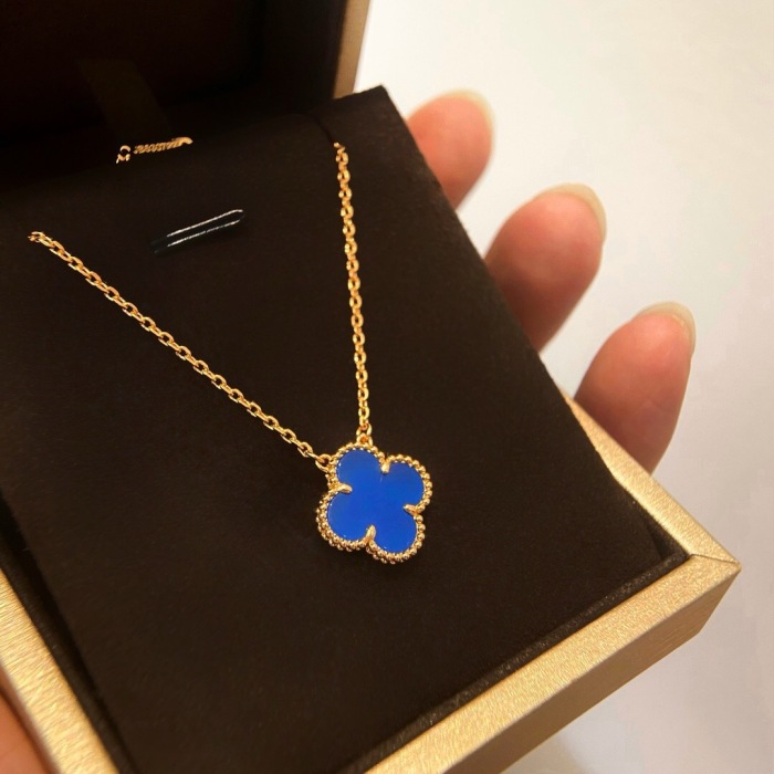 Van Cleef & Arpels Necklace 3-Color