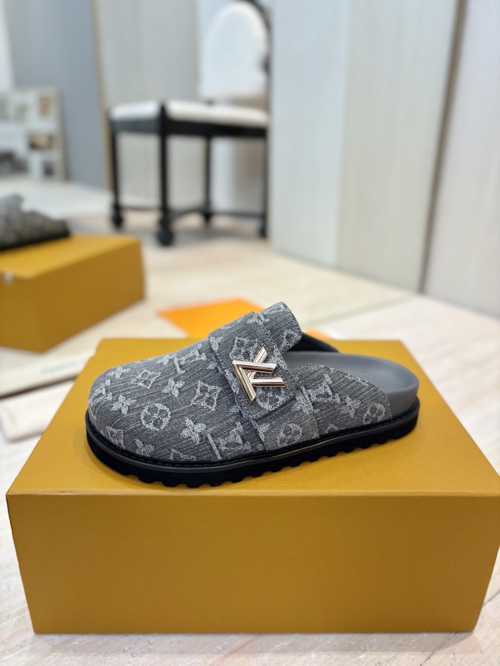 Louis Vuitton Pool Pillow Flat Comfort Slippers Size 36-46